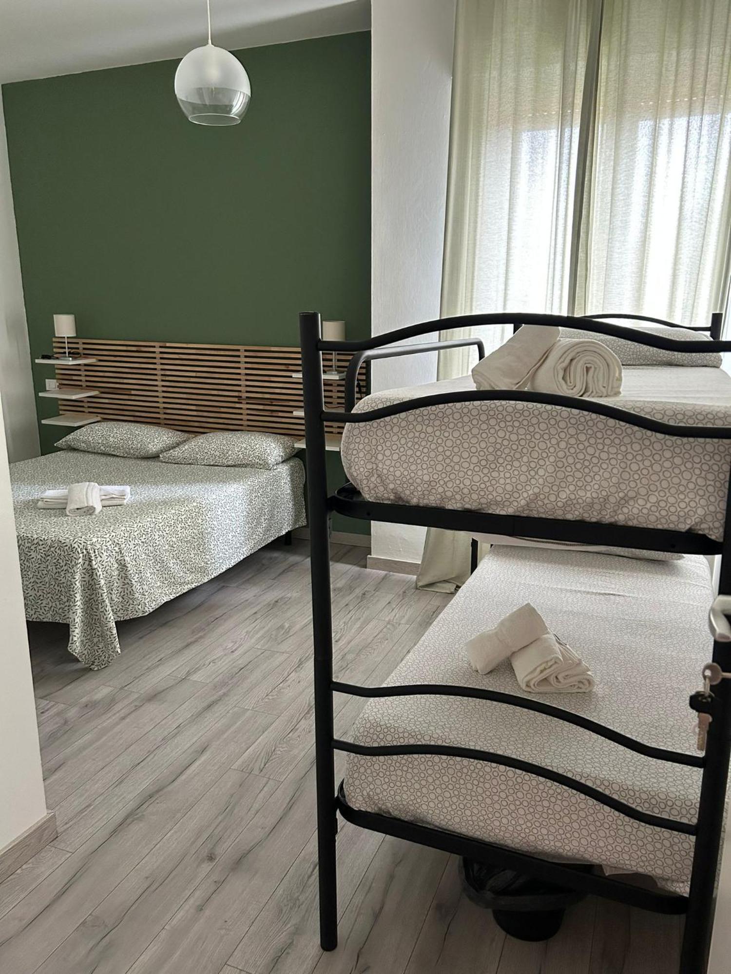 Accademia Rooms ليفورنو المظهر الخارجي الصورة